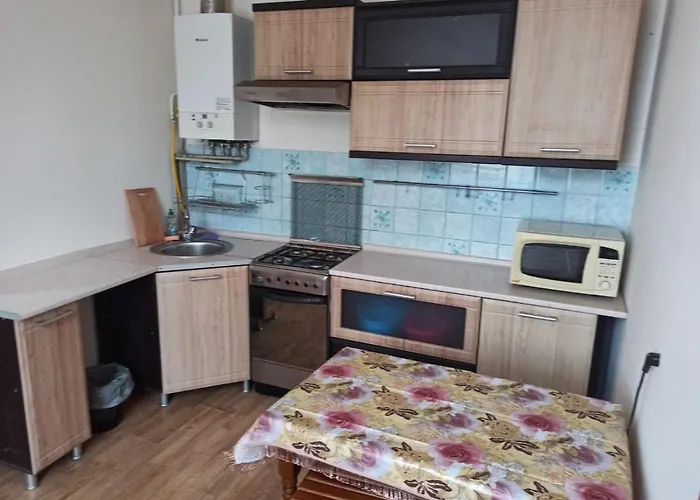 15 хв від жд вокзалу Leópolis