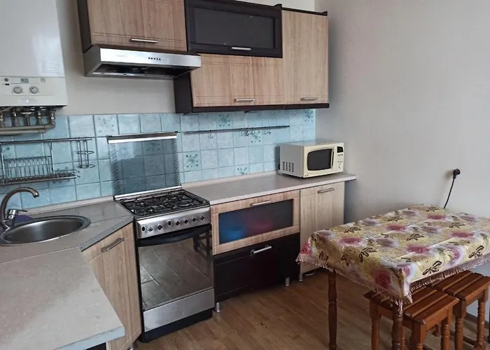 15 хв від жд вокзалу 리비프